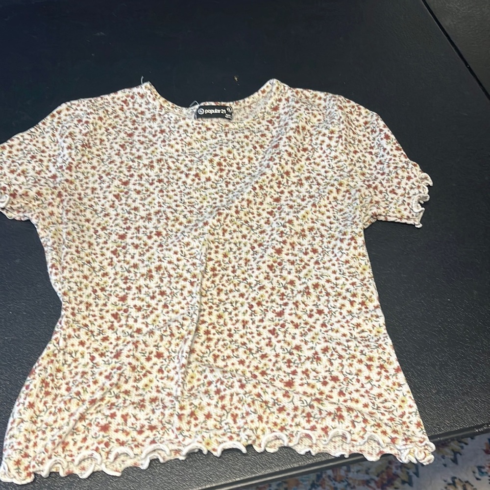 Floral tee